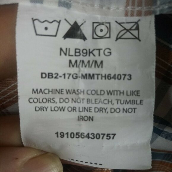 Wrangler Mens Plaid Long Sleeve Shirt Hook Loop Pockets Button Up Medium Outdoor - Picture 5 of 6